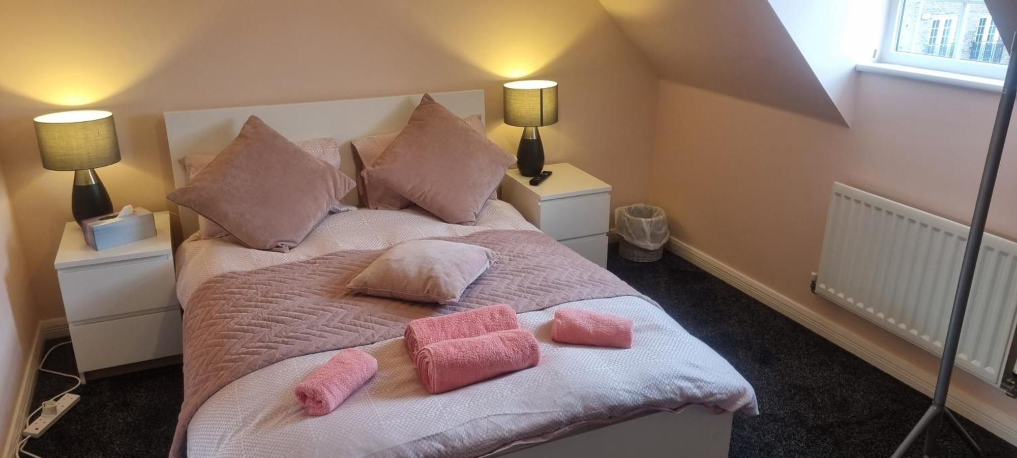 Swindon 6 Deluxe Doubles 2 With En Suite In Large House - No Pets Dış mekan fotoğraf
