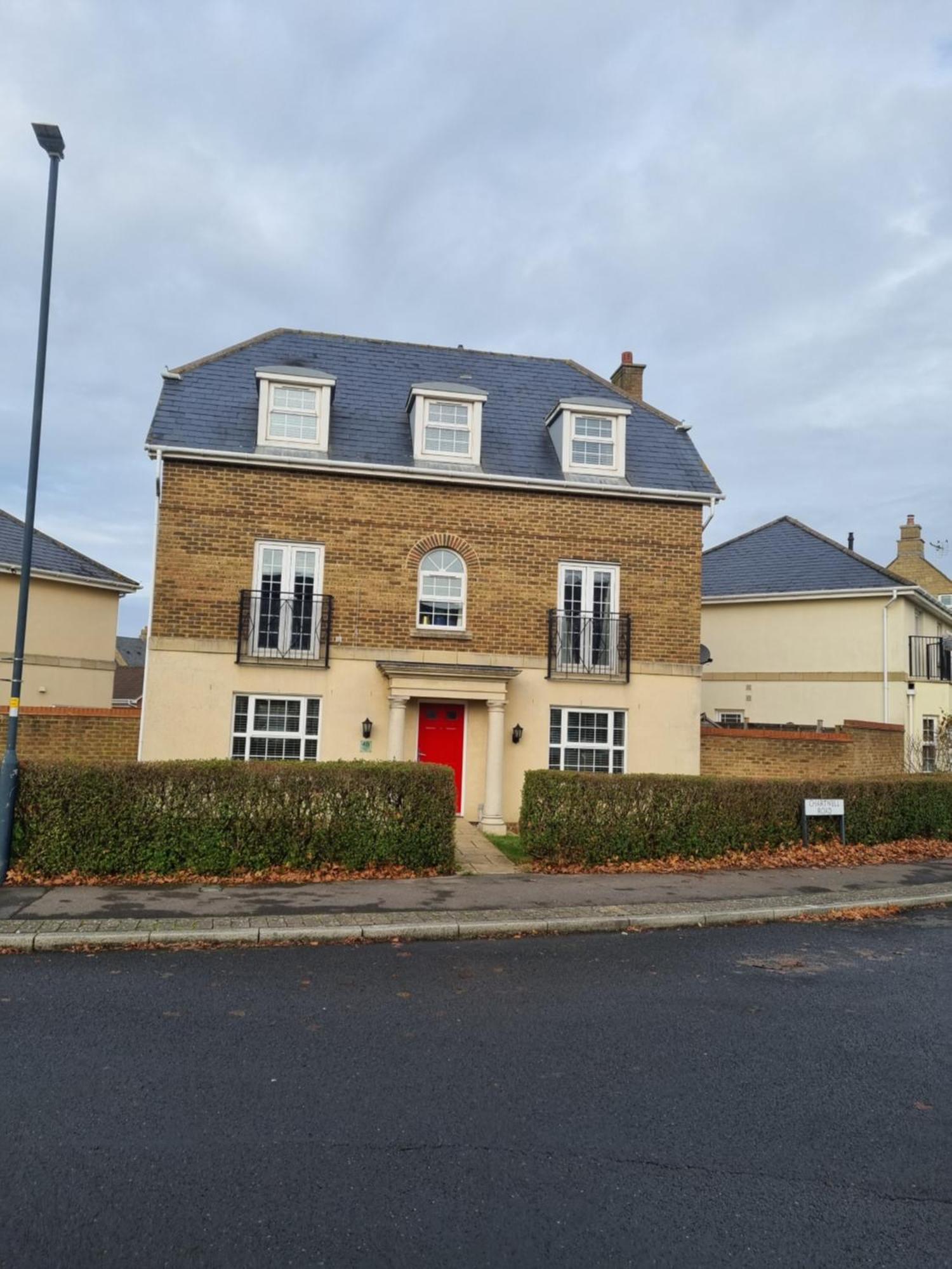 Swindon 6 Deluxe Doubles 2 With En Suite In Large House - No Pets Dış mekan fotoğraf